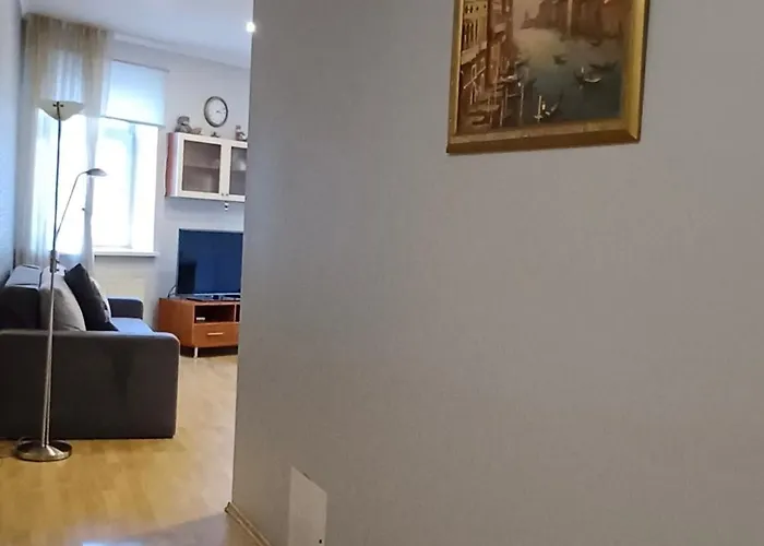 Lux-apartment In Medieval Part Of Old