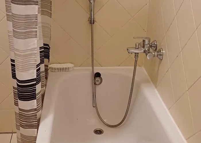 Lux-apartment In Medieval Part Of Old